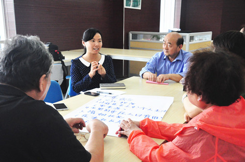 04-社區(qū)居民焦點訪談_副本_副本.jpg