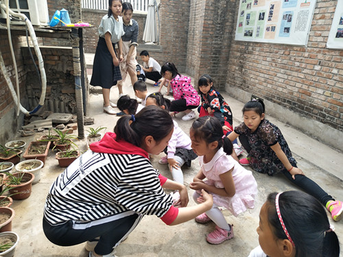 援邊的“協(xié)作者之路”——記中華女子學院援邊社團
